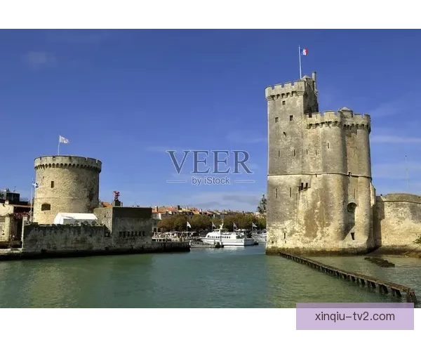 拉罗竞技小胜卡贝略港学院B队全场鏖战一球定乾坤精彩对决回顾 拉罗竞技小胜卡贝略港学院B队全场鏖战一球定乾坤精彩对决回顾